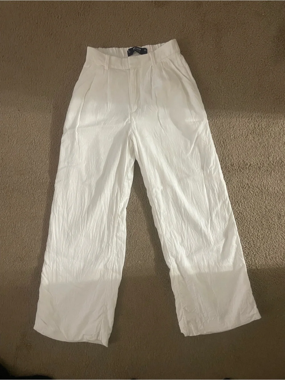 Women’s Hollister White linen blend pants white size small ( READ!!)